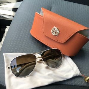 Tory Burch Aviator sunglasses